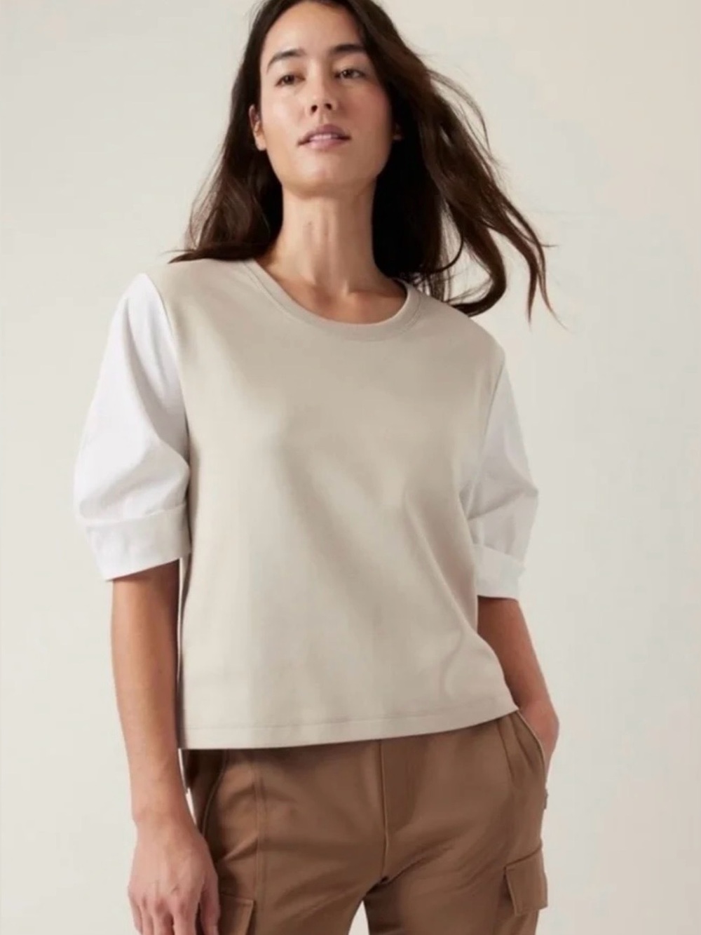 Athleta Harlow Hybrid Tee // Abalone/ White size Medium Athleisure Loungewear